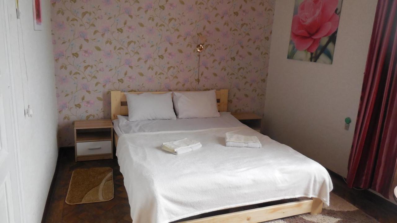 2 Room Apartment near Opera House Leópolis Exterior foto